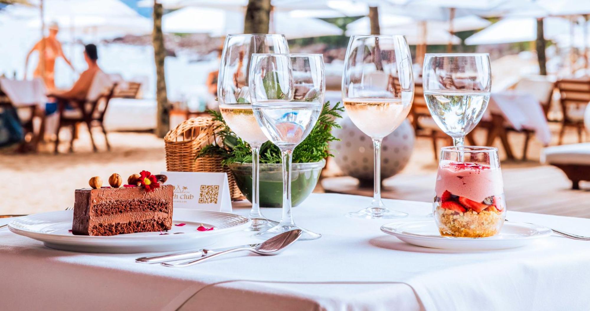 Dpny Beach Hotel & Spa Ilhabela Exterior photo A typical wine and dessert pairing