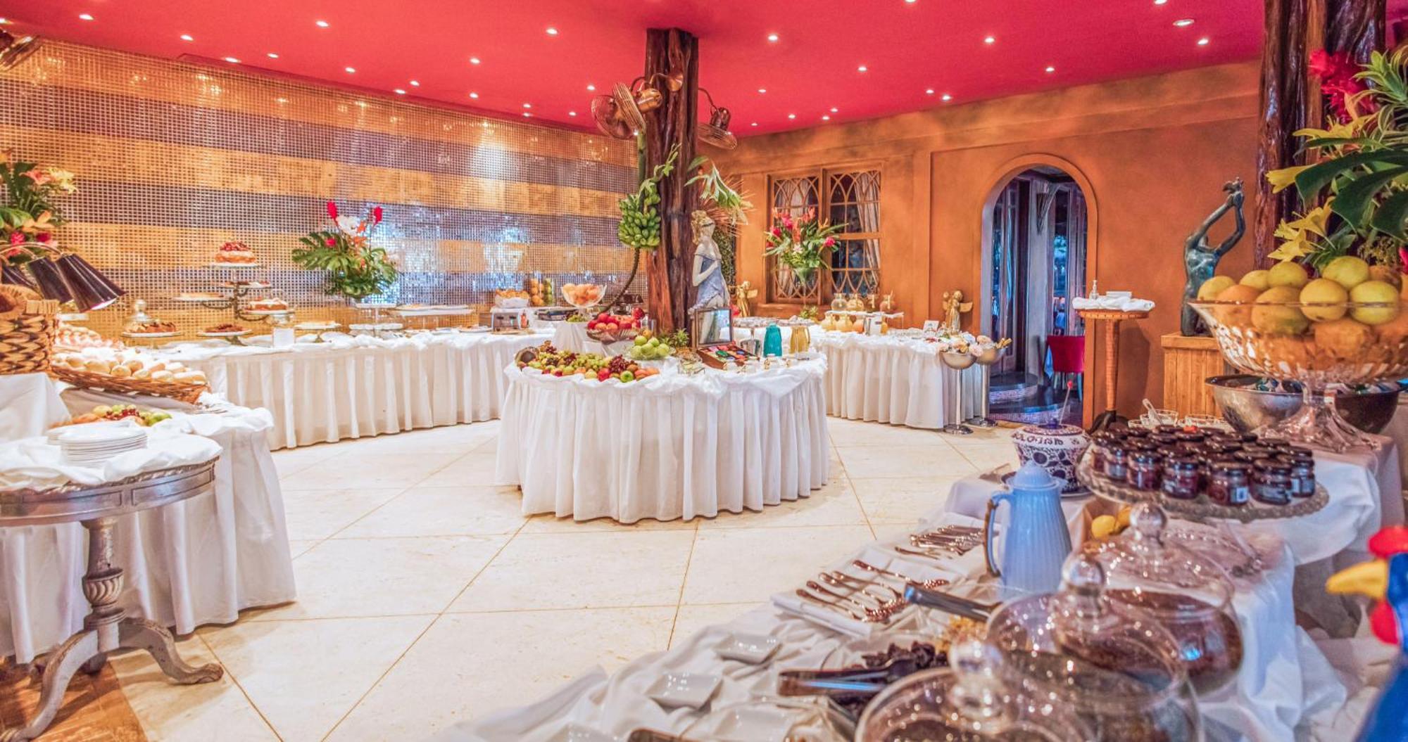 Dpny Beach Hotel & Spa Ilhabela Exterior photo The buffet at the restaurant