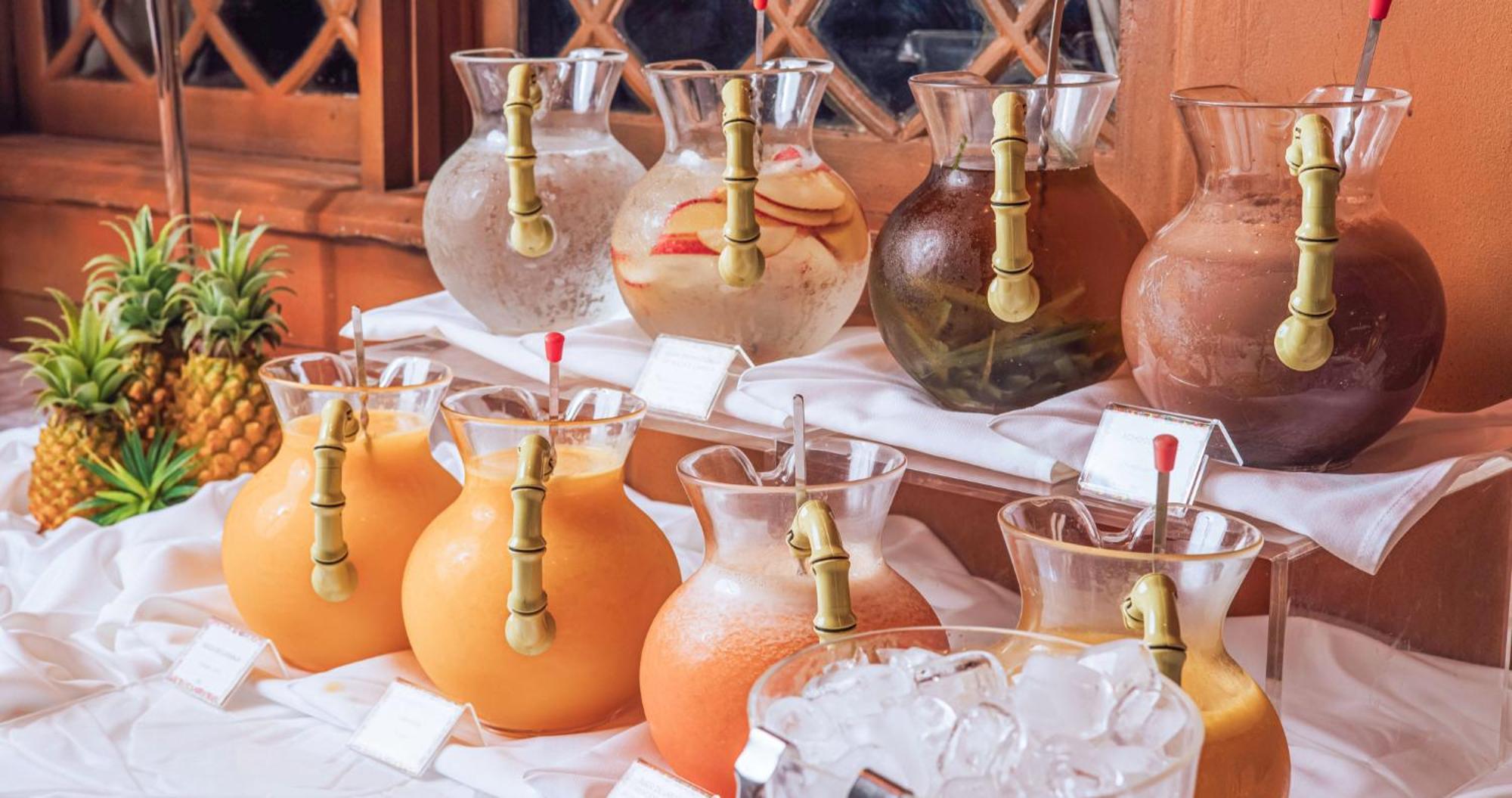 Dpny Beach Hotel & Spa Ilhabela Exterior photo Fruit juice